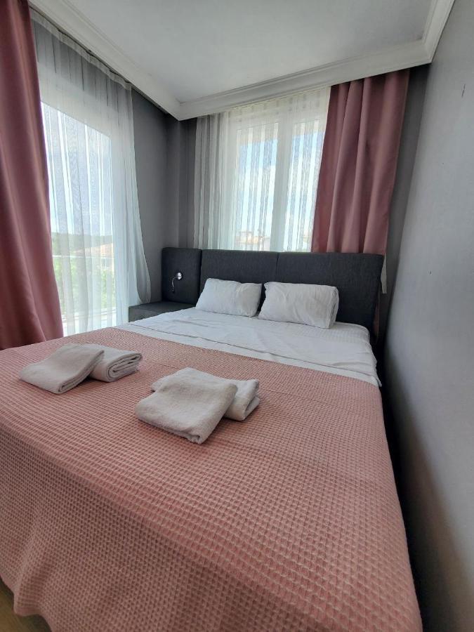 5 Mins To Airport Private Villa Room Istambul Extérieur photo